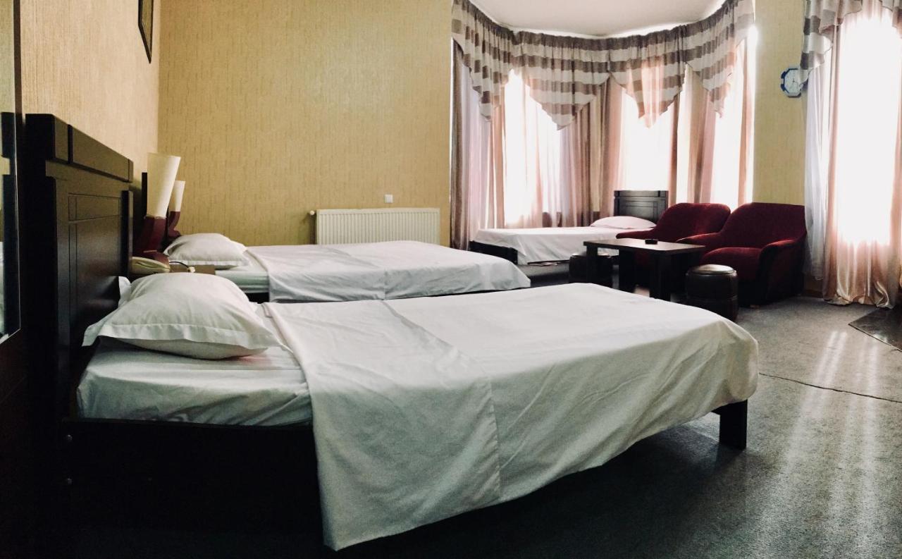 Hotel Nice Tbilisi Exteriör bild