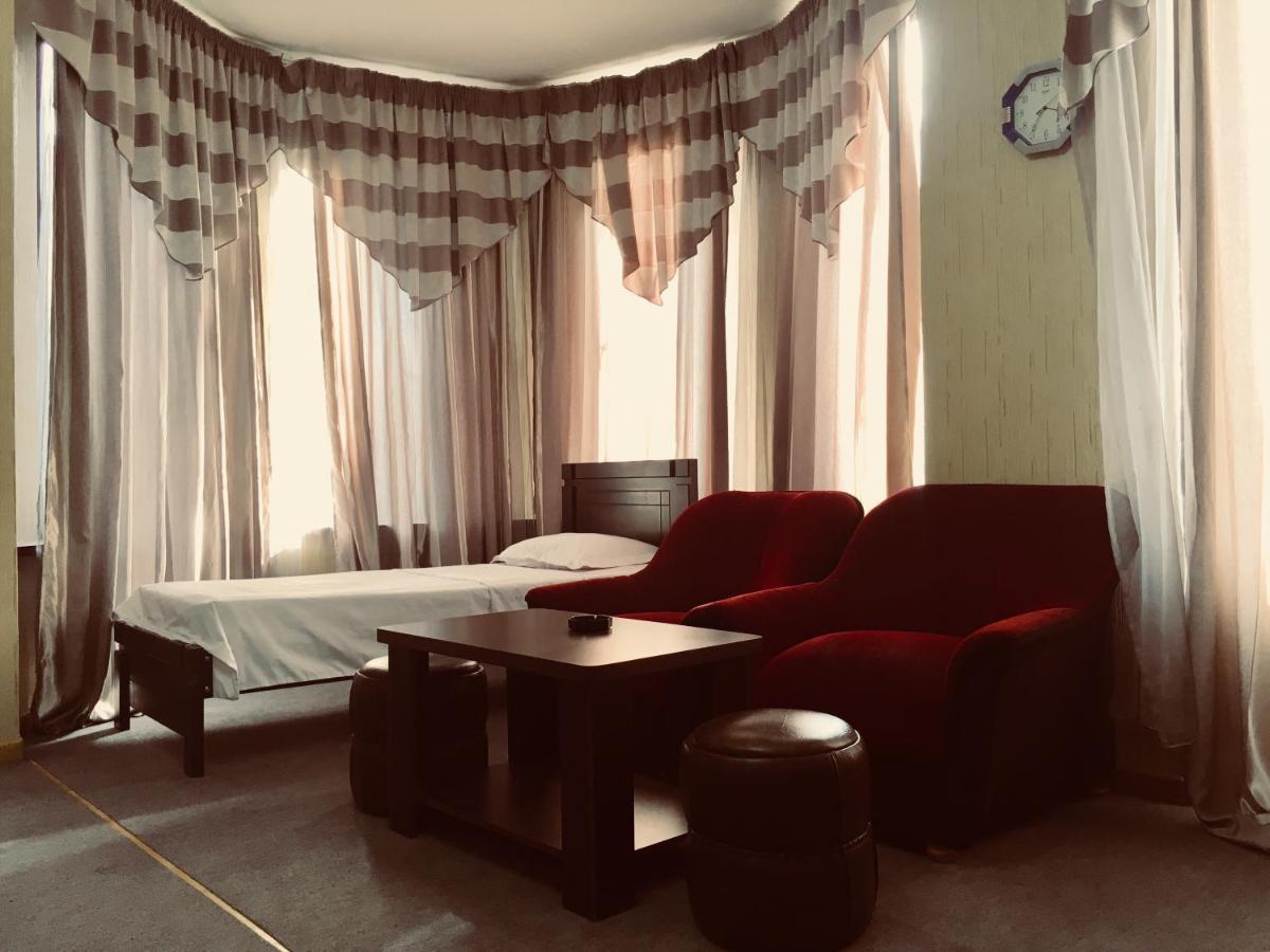 Hotel Nice Tbilisi Exteriör bild